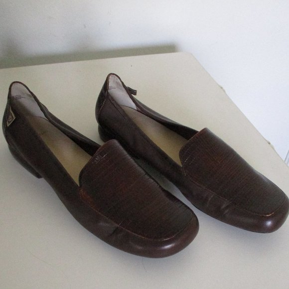 AK Anne Klein Womens Brown Leather Embossed Snakeskin Loafer - Size 9M - Picture 2 of 10